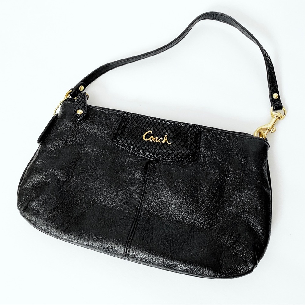 *SOLD* Black COACH Purse Wristlet/Clutch w/Gold…